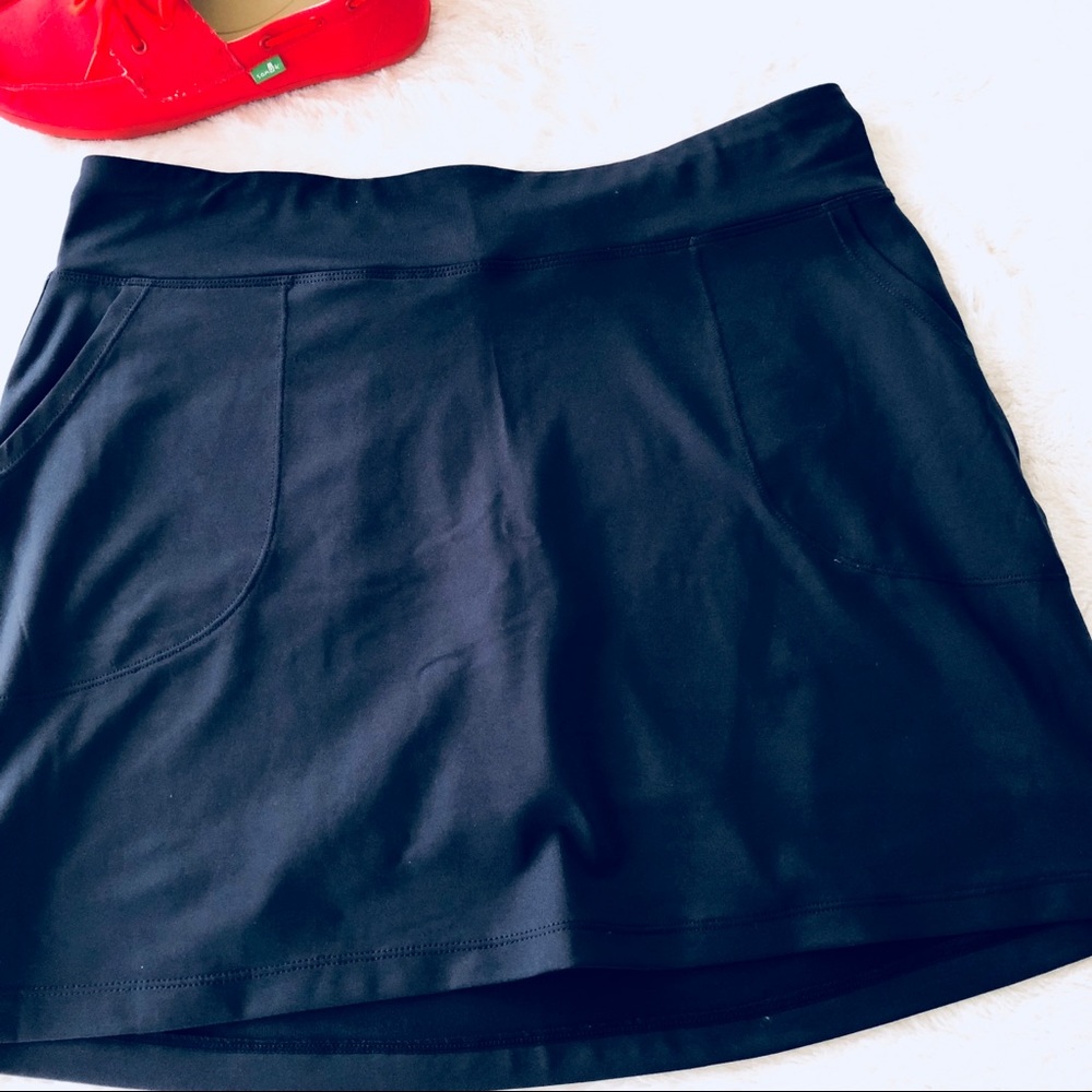 Maggie Lane Flat Front Navy Blue Active Skort